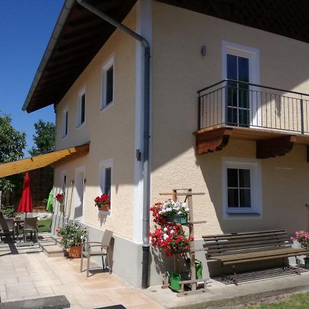 Landhof Ella - Ferienhaus Vor Den Toren Salzburgs Petting Buitenkant foto